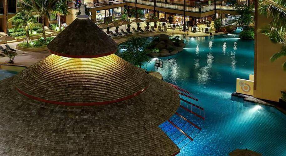 Novotel Phuket Vintage Park