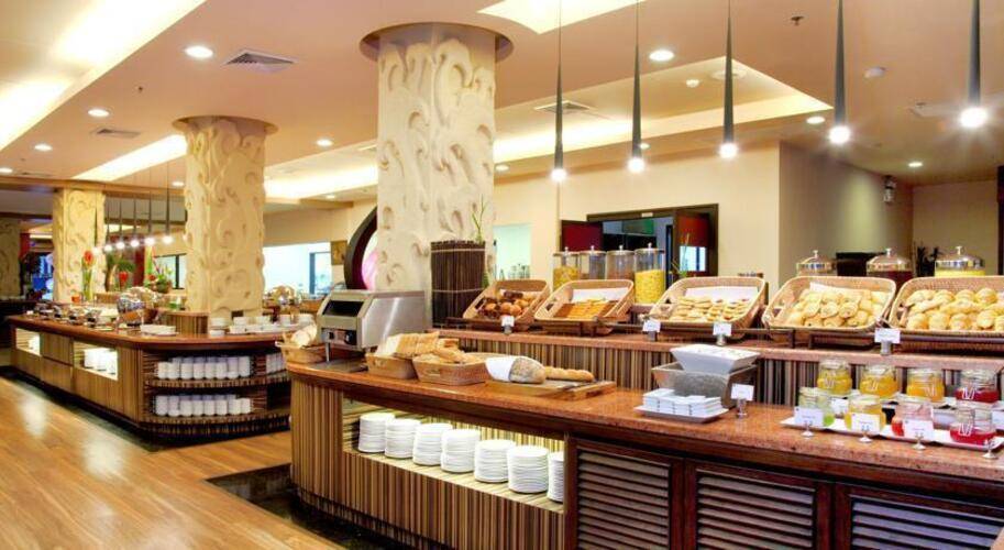 Novotel Phuket Vintage Park