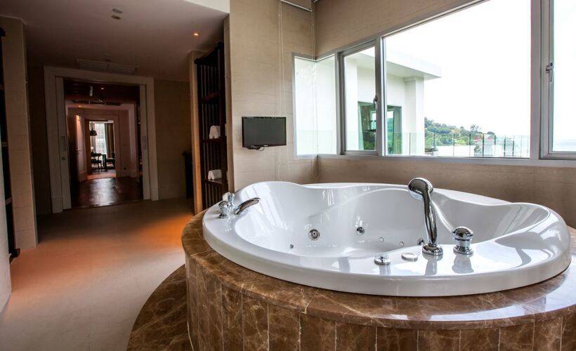 Crowne Plaza Panwa (Ex. Phuket Panwa Beachfront)