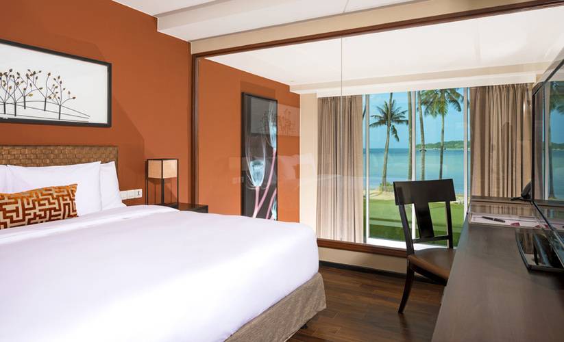 Crowne Plaza Panwa (Ex. Phuket Panwa Beachfront)