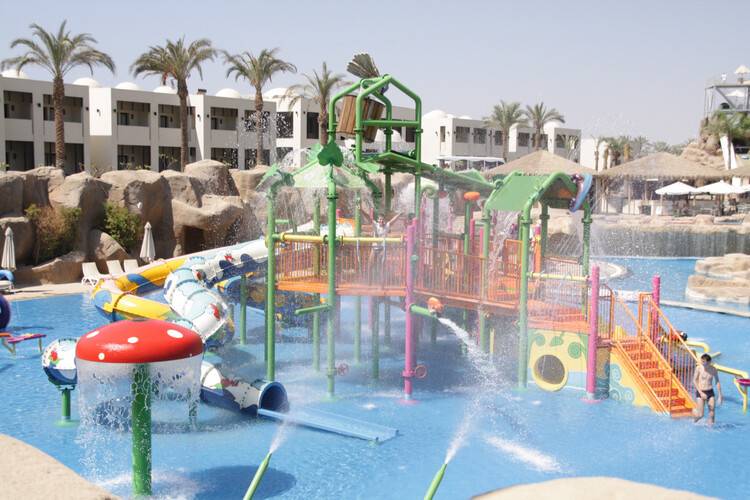 Reef Oasis Beach Resort