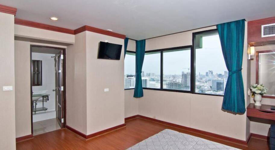 Baiyoke Suite Hotel