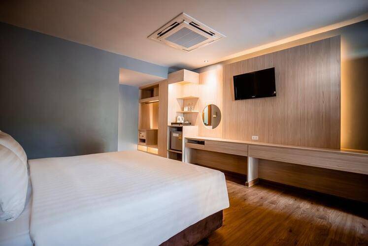 Thanthip Beach Resort
