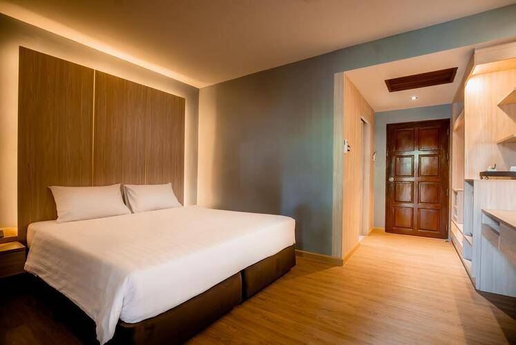 Thanthip Beach Resort