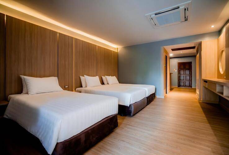Thanthip Beach Resort