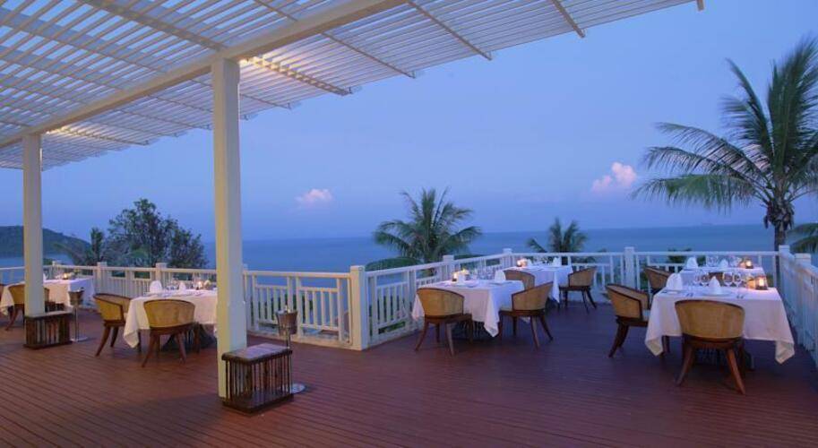 Amatara Welleisure Resort (Ex.Regent Phuket Cape Panwa)