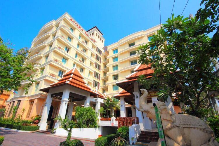 Aiyara Palace Hotel