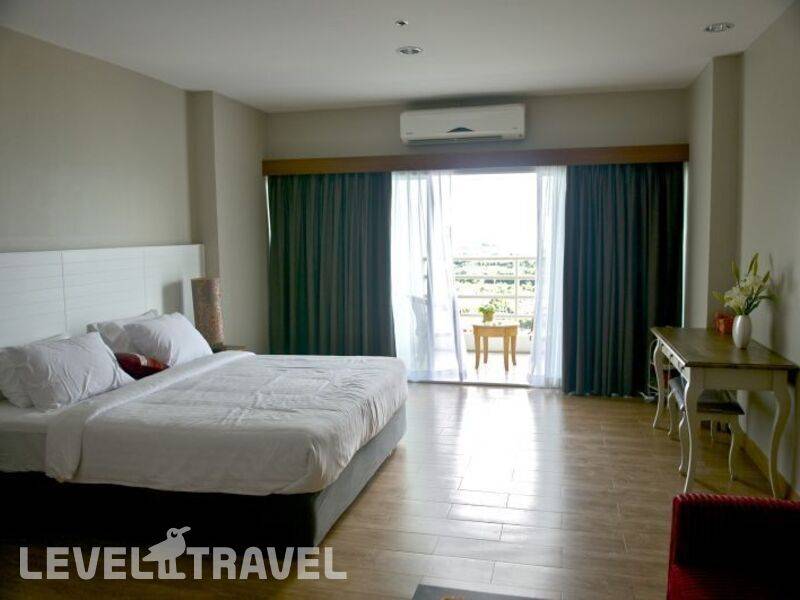 Фотография V8 Seaview Jomtien