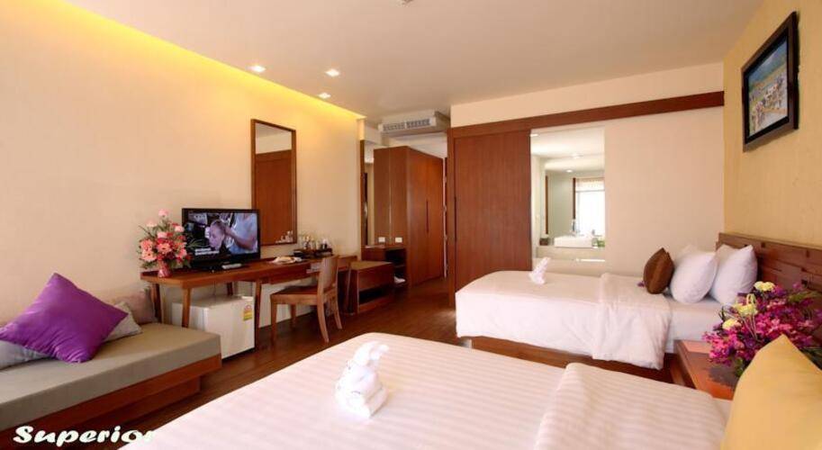 Karon Phunaka Resort