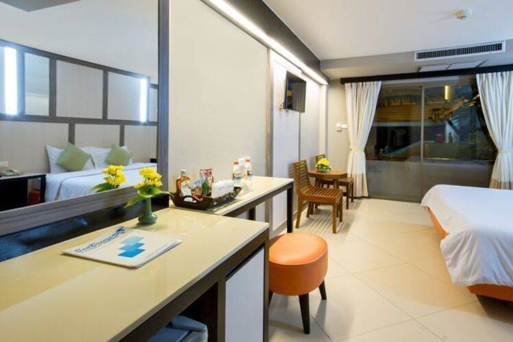 Sea Breeze Jomtien Resort