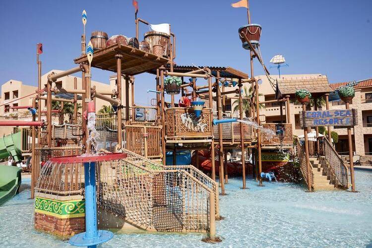 Coral Sea Holiday Resort (Ex. Coral Sea Holiday Village)