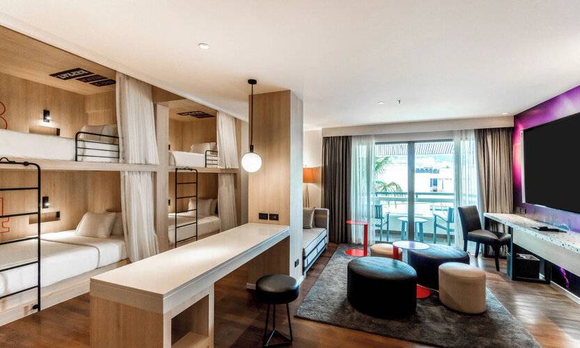 Radisson Red Phuket Patong Beach (Ex.Swissotel Resort Phuket)