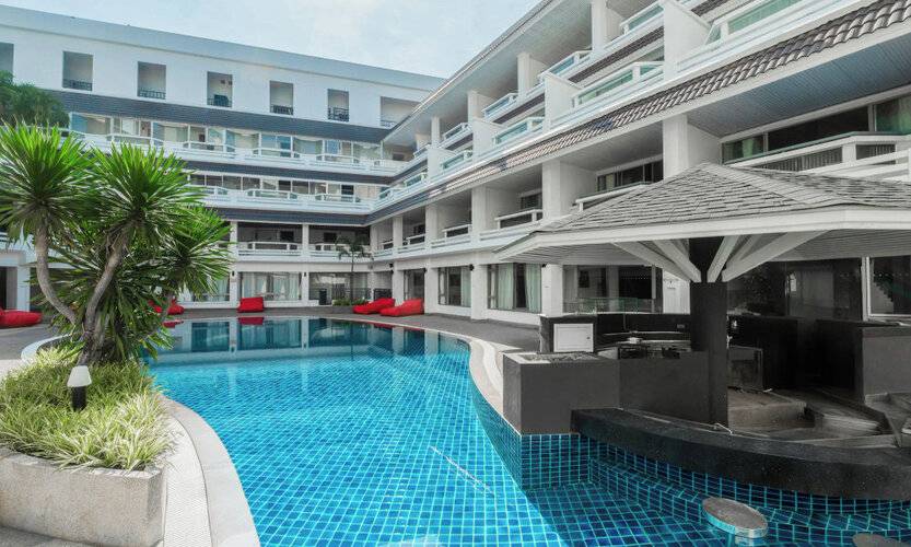 Radisson Red Phuket Patong Beach (Ex.Swissotel Resort Phuket)