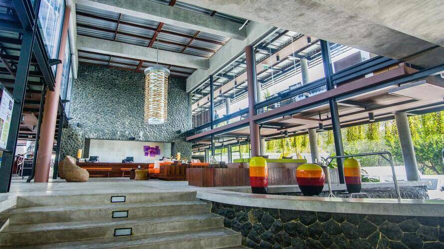 Holiday Ao Nang Beach Resort (Ex.Holiday Inn Resort Krabi Ao Nang Beach)