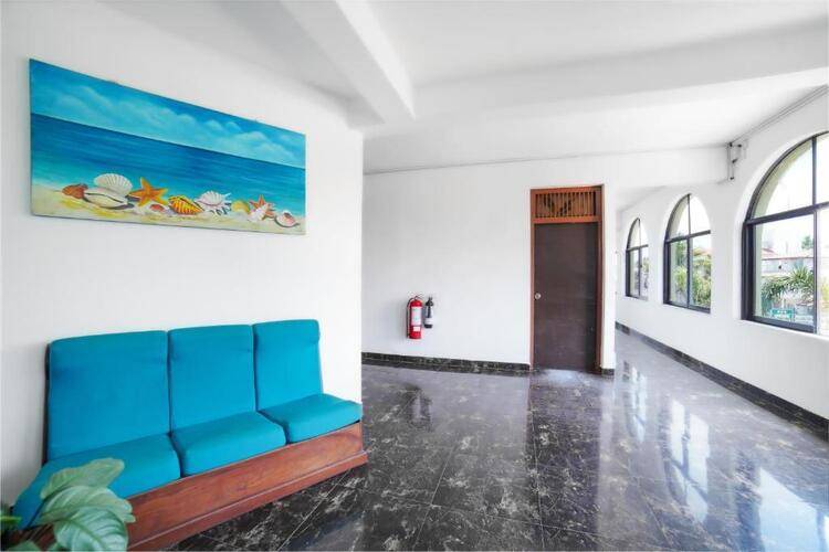Hikkaduwa Beach Hotel