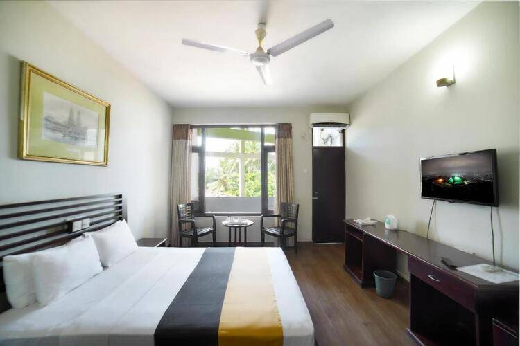 Hikkaduwa Beach Hotel