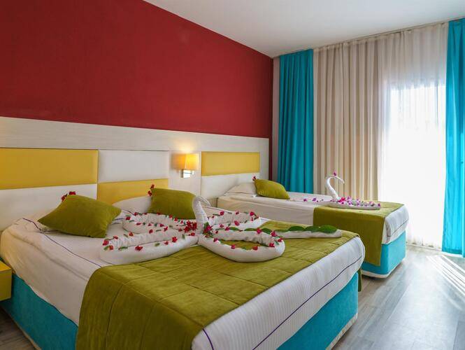 Side Win Hotel & Spa (Ex.Blue Paradise)