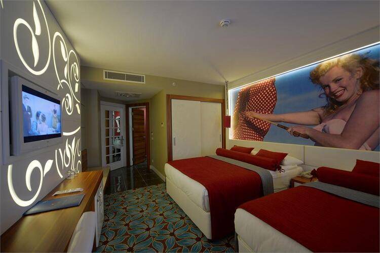 Vikingen Infinity Resort & Spa