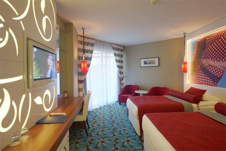 Vikingen Infinity Resort & Spa