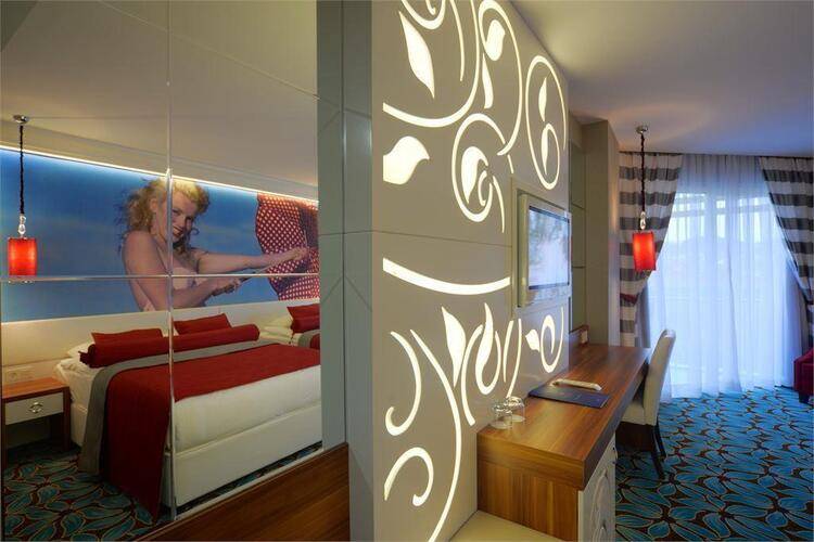 Vikingen Infinity Resort & Spa