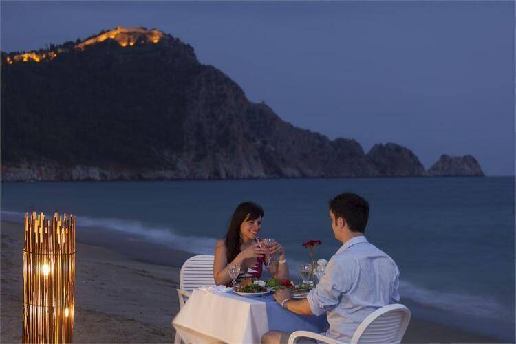 Xperia Saray Beach Hotel