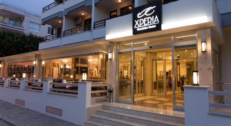 Kandelor Hotel