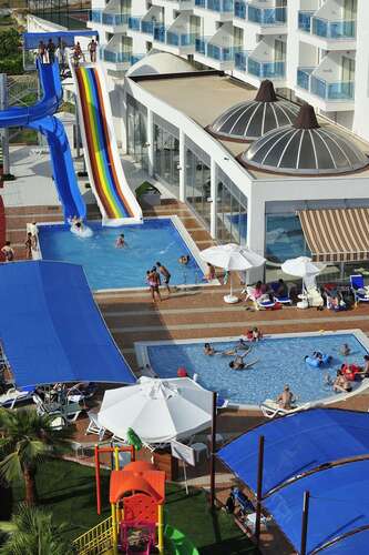 Cenger Beach Resort & Spa
