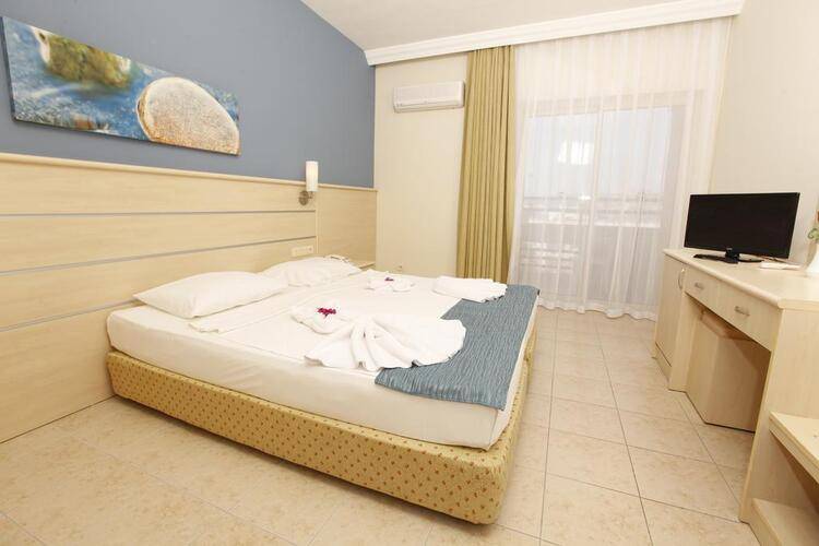 Aska Bayview Hotel