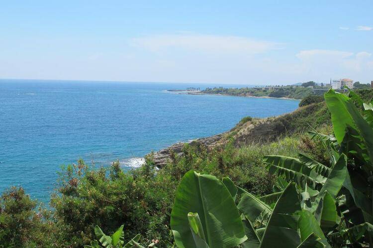 Aska Bayview Hotel