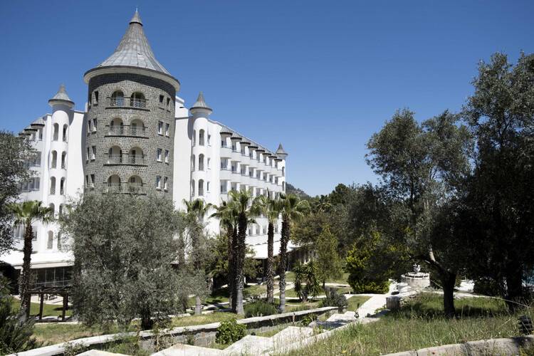 X Life Hotel (Adults Only 16+)