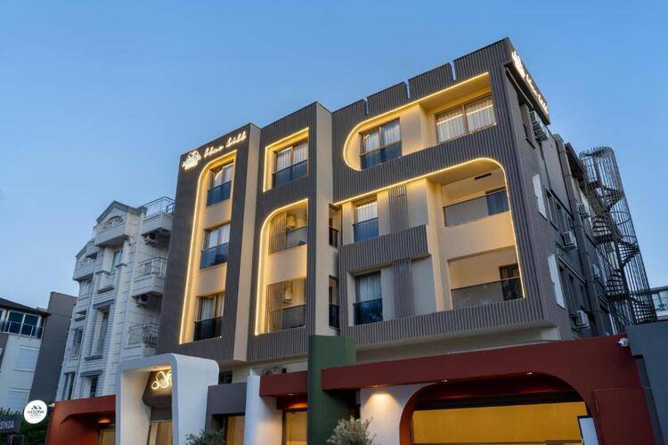Mesona Blue Hill (Ex. Bodensee Hotel)