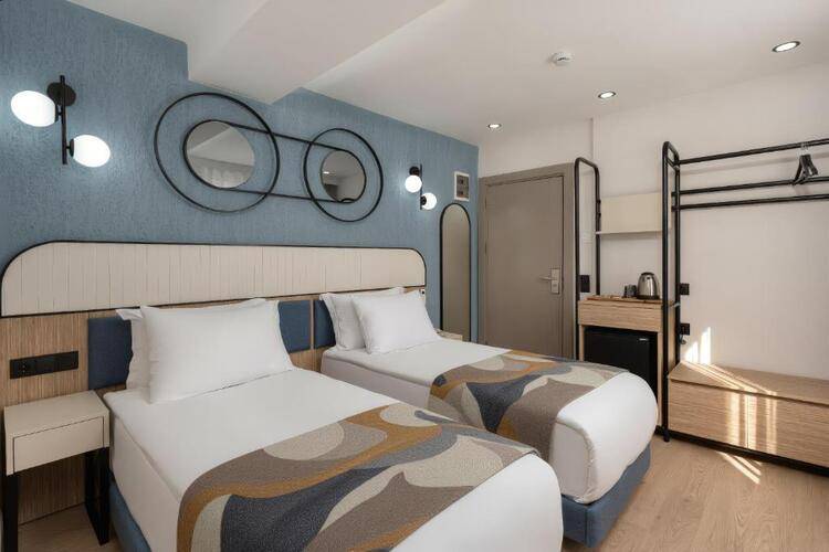 Mesona Blue Hill (Ex. Bodensee Hotel)