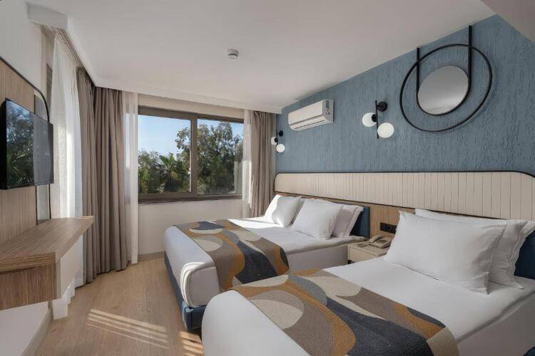 Mesona Blue Hill (Ex. Bodensee Hotel)