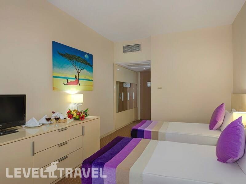 Фотография Green Max Hotel