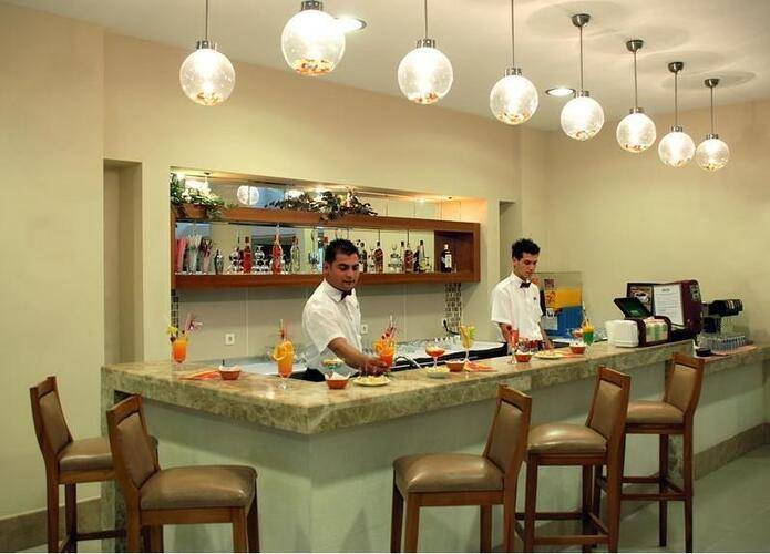 Side Breeze Hotel (Ex. Monachus Park)
