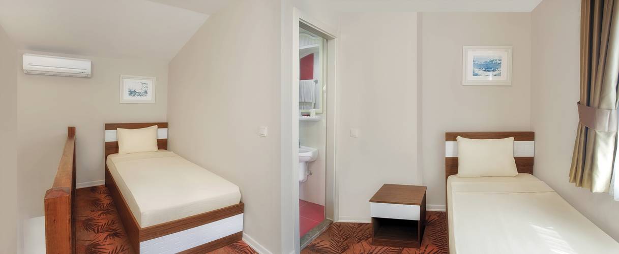 PGS Hotels World Palace