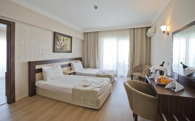 Pyxis Point Hotel