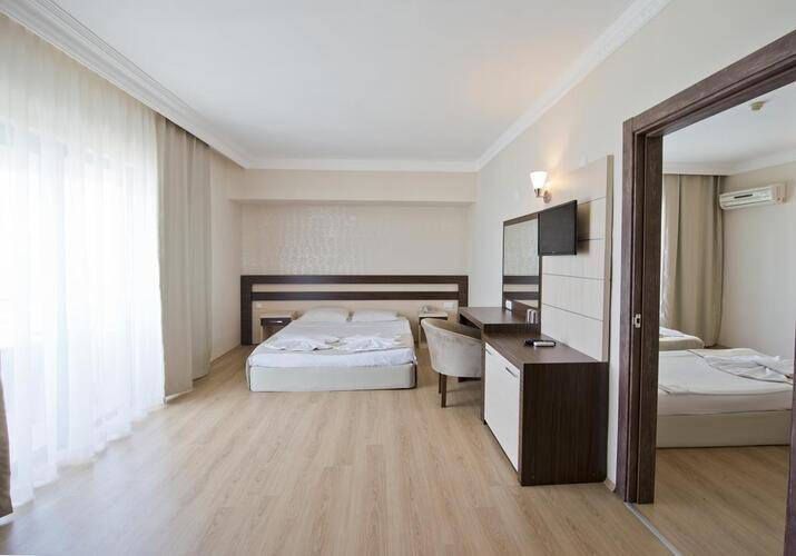 Pyxis Point Hotel