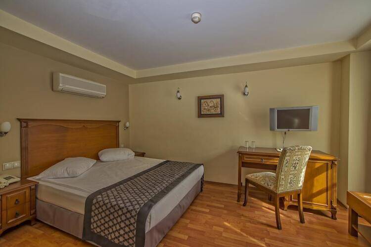 Argos Hotel