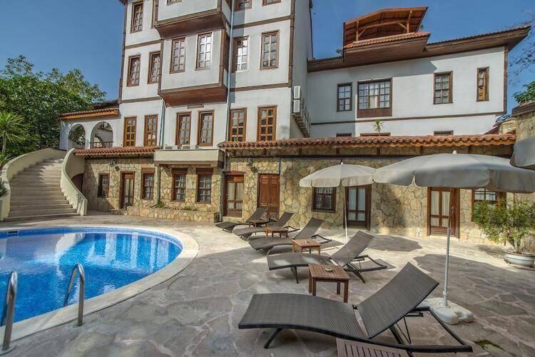 Argos Hotel