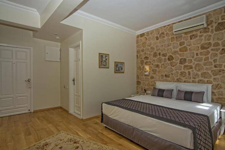 Argos Hotel