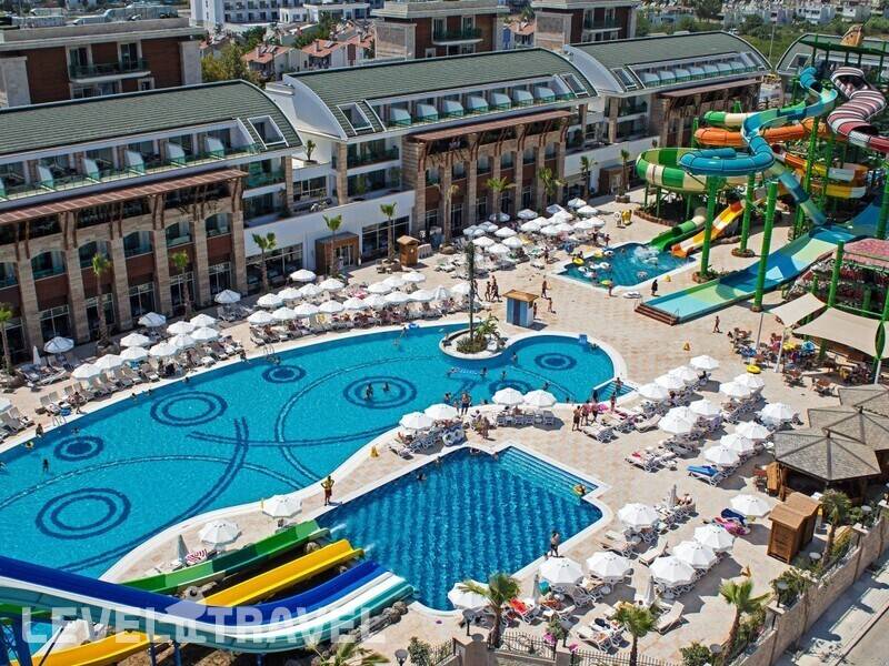 Фотография Crystal Waterworld Resort & Spa