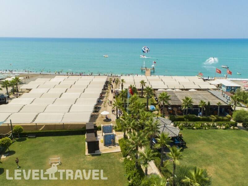 Фотография Crystal Waterworld Resort & Spa