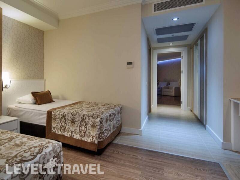 Фотография Crystal Sunset Luxury Resort & Spa
