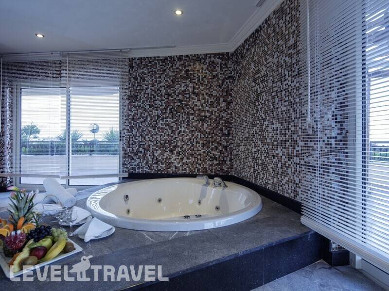 Фотография Crystal Sunset Luxury Resort & Spa