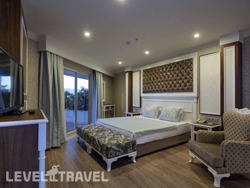 Фотография Crystal Sunset Luxury Resort & Spa