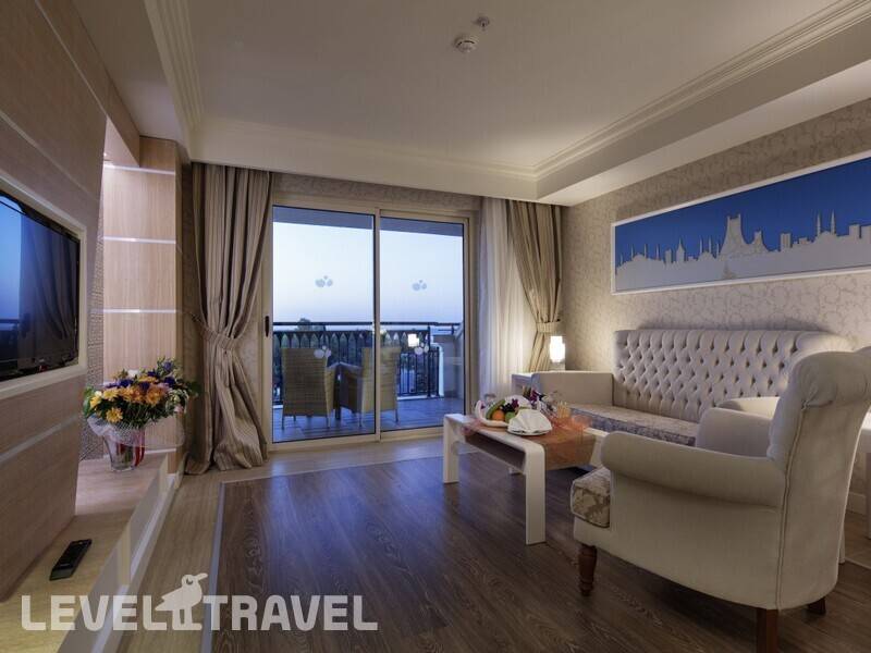 Фотография Crystal Sunset Luxury Resort & Spa