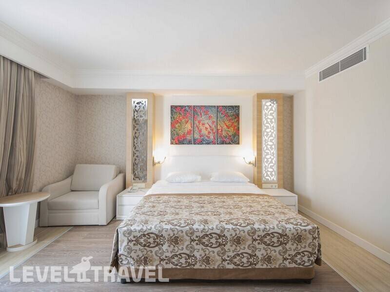 Фотография Crystal Sunset Luxury Resort & Spa