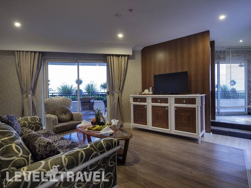 Фотография Crystal Sunset Luxury Resort & Spa