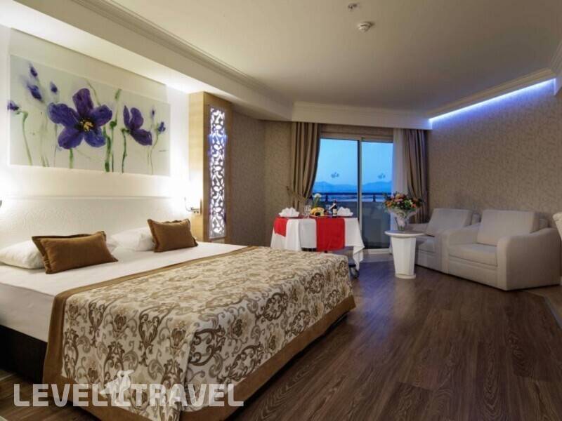 Фотография Crystal Sunset Luxury Resort & Spa
